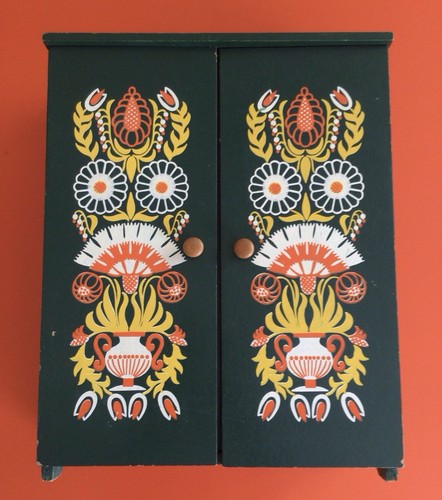 Vintage retro 70s wooden - 70s, folk