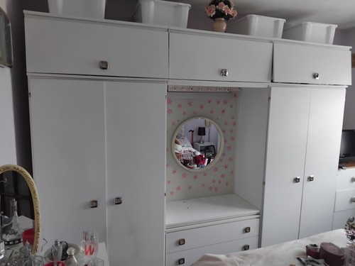 Double vanity wardrope with - vanity,